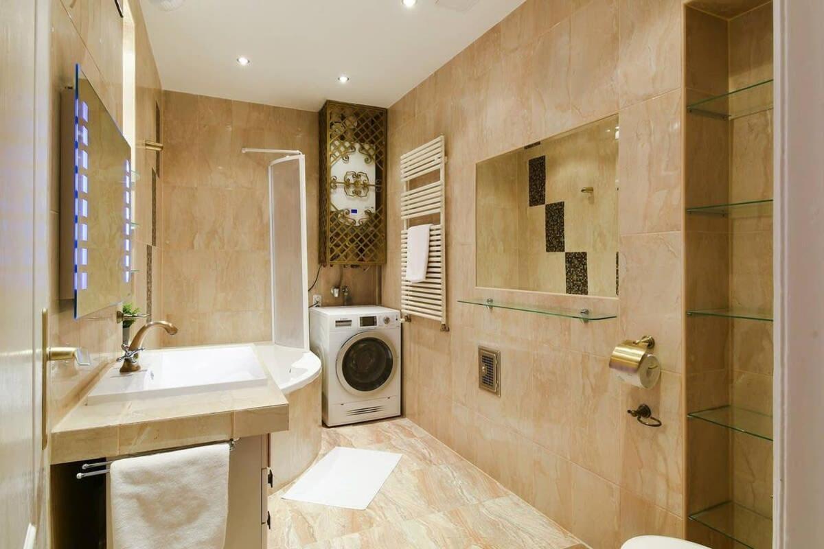 Very Central Very Spacious New Home Budapest Ngoại thất bức ảnh